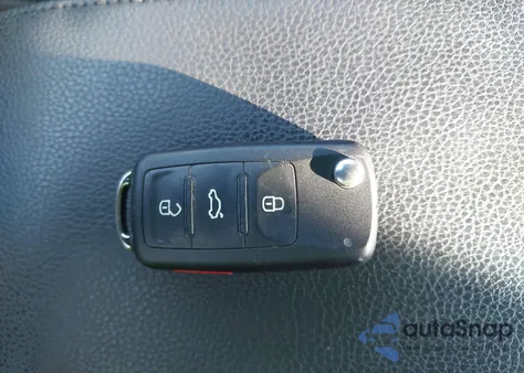 2015 Volkswagen Jetta 1.8T Se из США, поврежденный, VIN 3VWD17AJ4FM312923